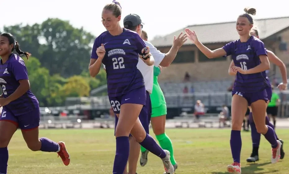Central Arkansas is still searching for its first win of 2024 after falling 3-0 too UTSA on Sunday.