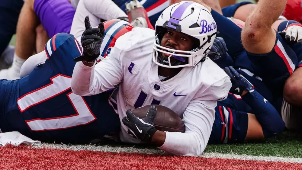 UCA's Darius Hale gets across the line for a touchdown against Utah Tech