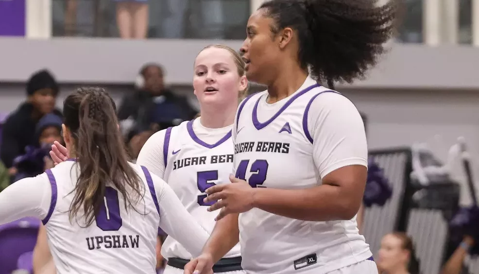 UCA Sugar Bears against Hendrix in win Monday