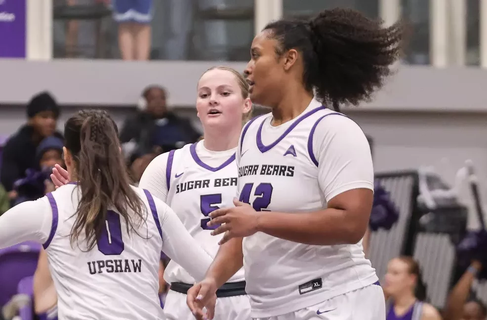 UCA Sugar Bears against Hendrix in win Monday