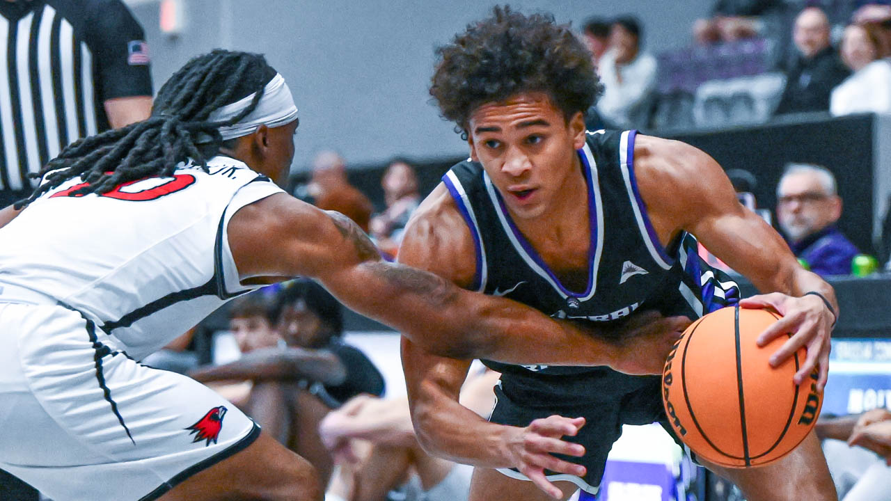 UCA guard Brayden Fagbemi driving against Southeast Missouri at the Farris Center