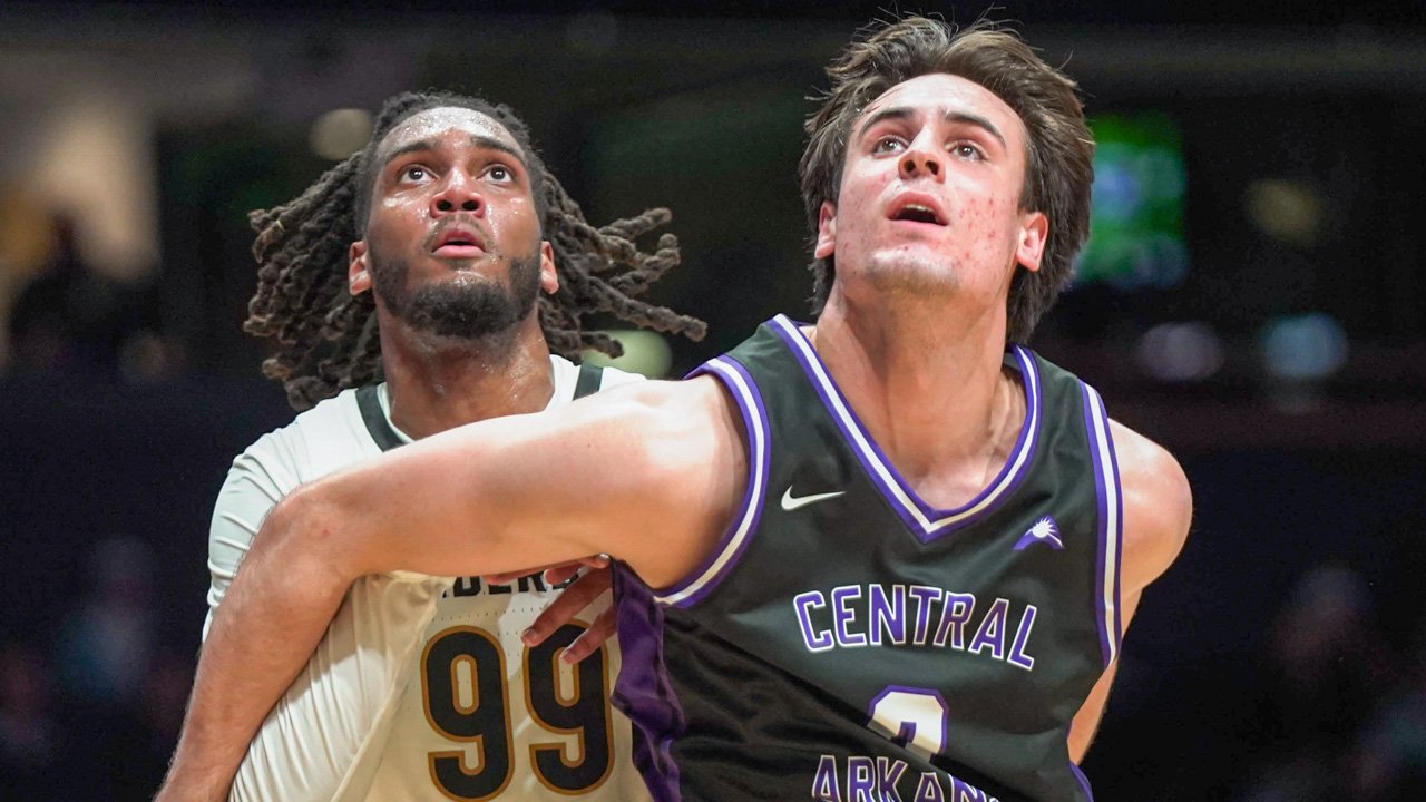 UCA Bears forward Rylie Marshall battles for rebound position against the Vanderbilt Commodores