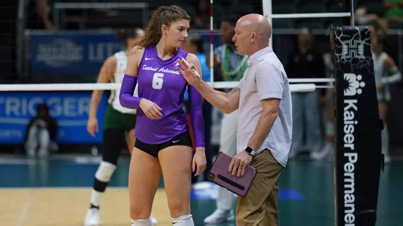 UCA volleyball against Hawaii.