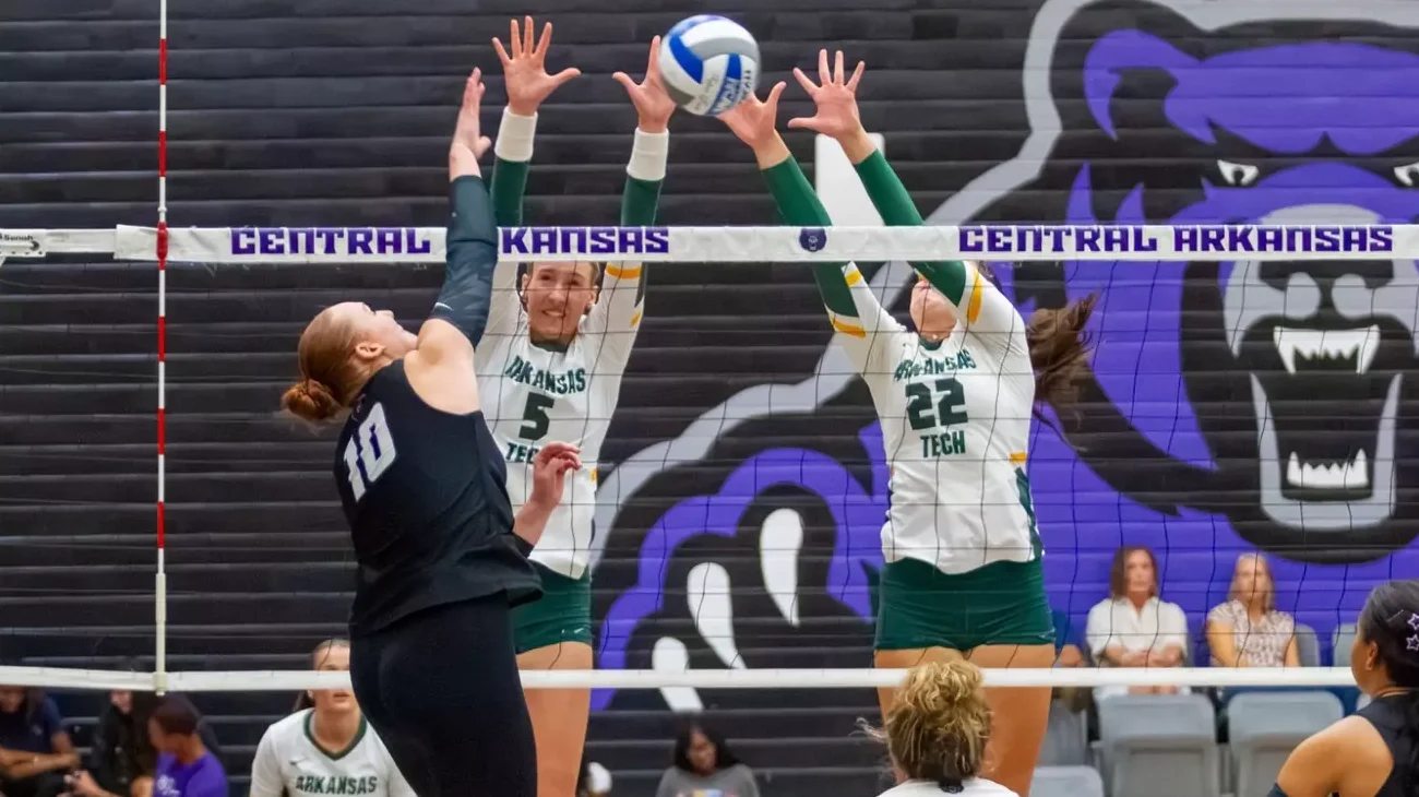 UCA volleyball